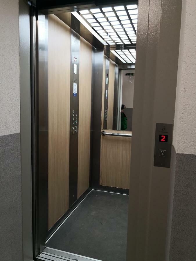 Apartman Gaga Lukavica Exterior foto